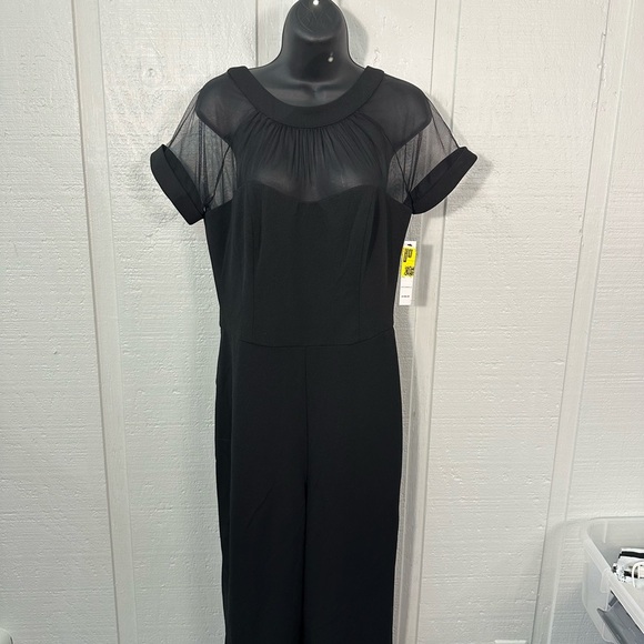 Maggy London Black Short Sleeve Pantsuit Size 10 NWT - Picture 6 of 10